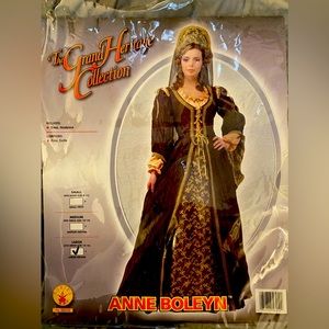 Queen Anne Boleyn Costume
